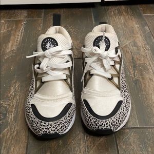 Nike Hurraches